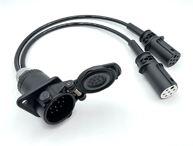 15-pol. Y-Adapterleitung ISO 12098 Steckdose auf 7-pol. Typ N/S Stecker